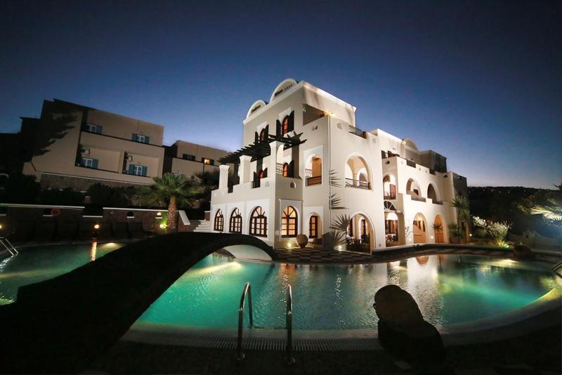 B Suites Fira  Exterior photo